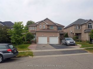 554 Heddle Cres, Newmarket, ON L3X 2K7