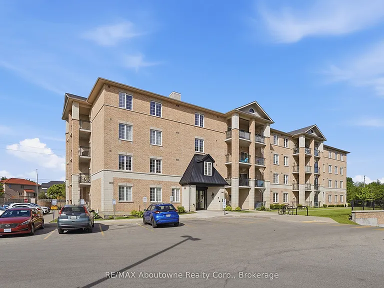 1083 Gordon St #310 — Photo 16