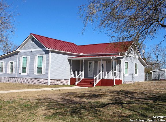 3rd image of 1122 County Road 4511