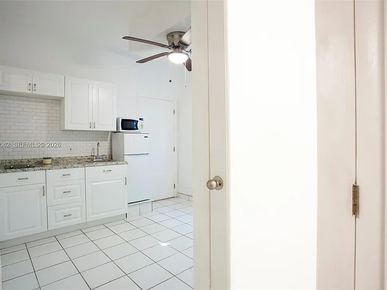 4720 Pine Tree Dr #1 — Photo 14