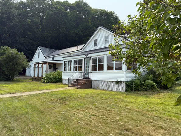 17 Pikes Hill Road, Norway, ME 04268