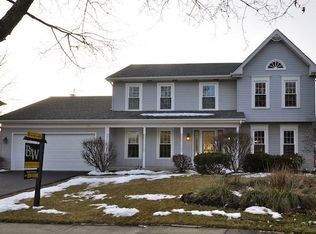 95 Fresno Ct, Naperville, IL 60540