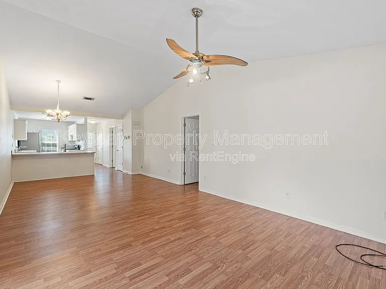 123 Portofino Ln SW — Photo 2