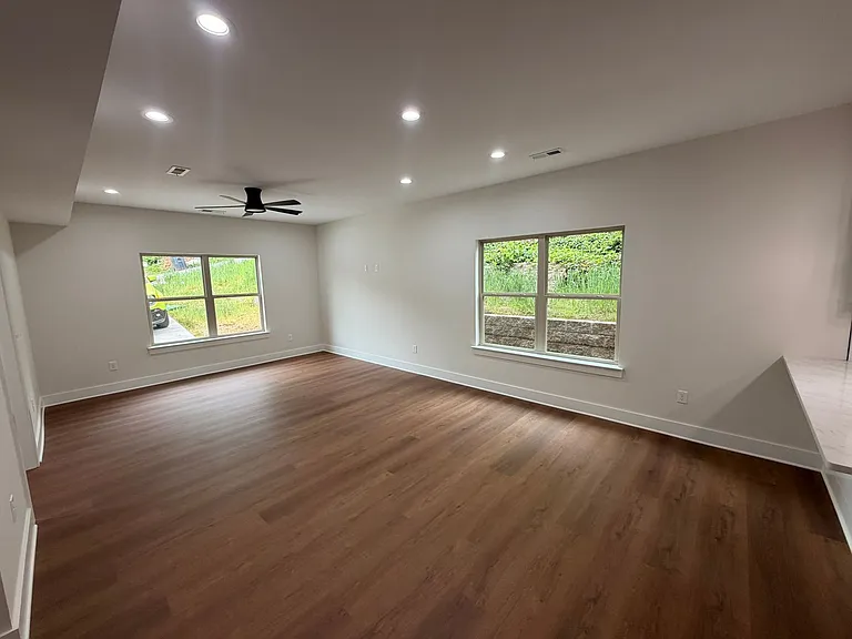 2417 Waverly St NW — Photo 35