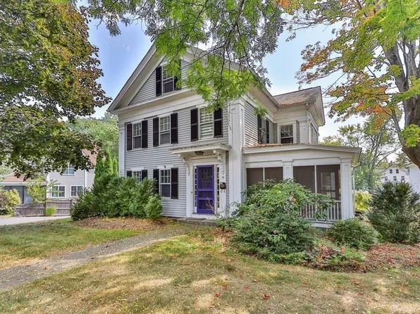 35 Church St, Holliston, MA 01746