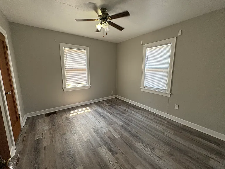 2317 W Kellogg Ave #5 — Photo 8