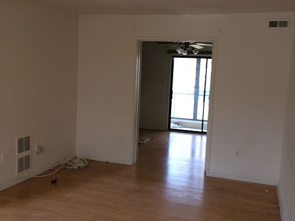 3rd image of 1530 Front Royal Dr #1530
