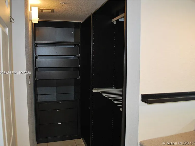 816 NW 11th St #801 — Photo 15