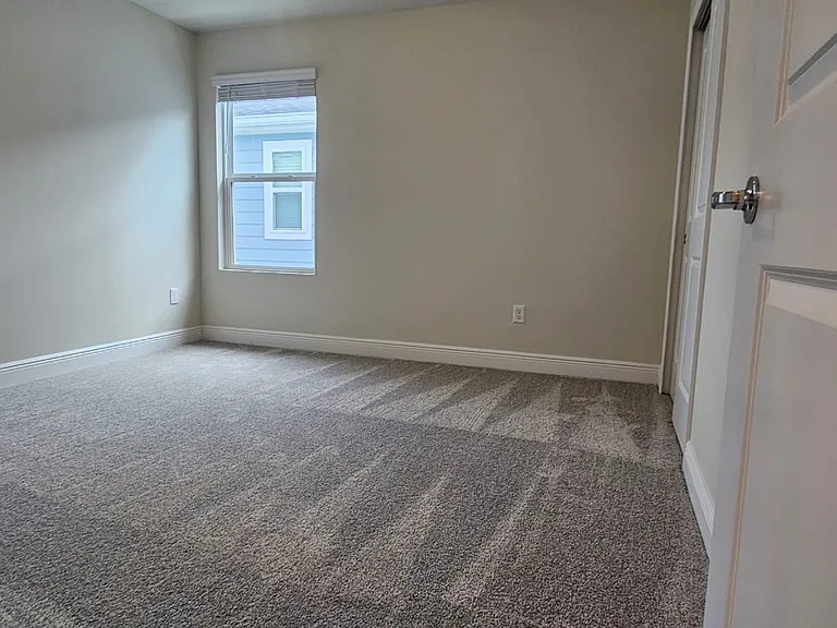 4782 Sparkling Shell Ave — Photo 17