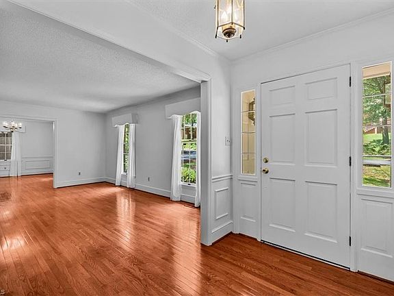 4th image of 603 Shannon Rd