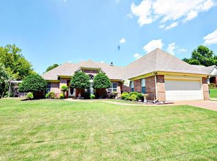 1100 W Green T Rd, Hernando, MS 38632