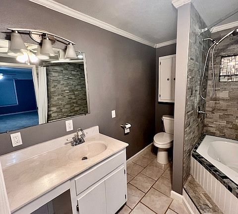 4th image of 403 San Jacinto Dr #403