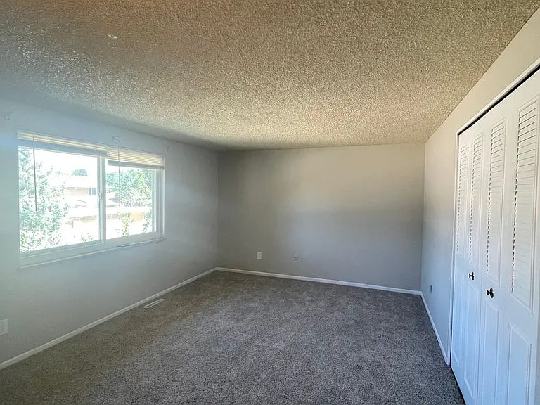 1179 S Troy St — Photo 16