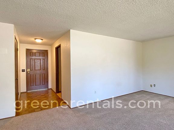 4th image of 2810 Kirkaldy Ct SE