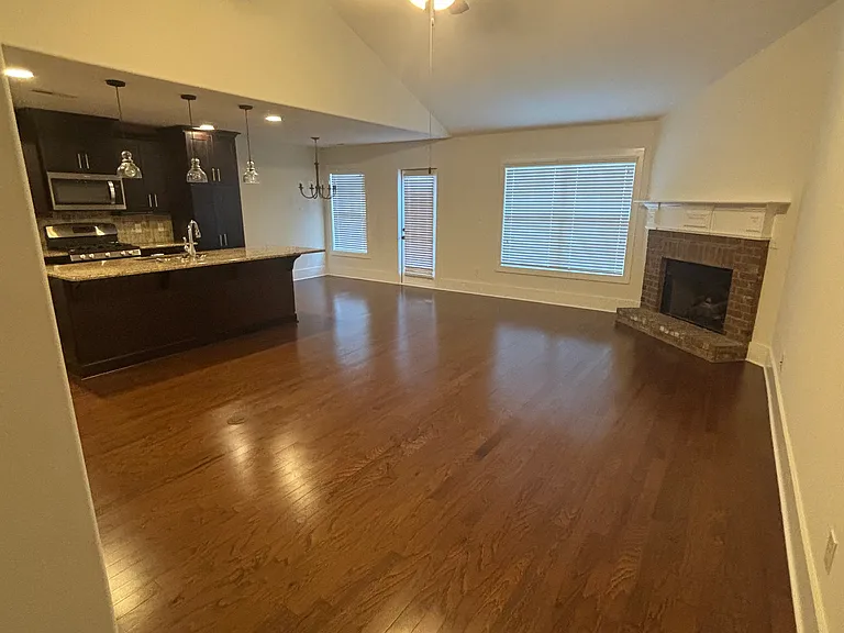 1503 Joy St SE — Photo 11