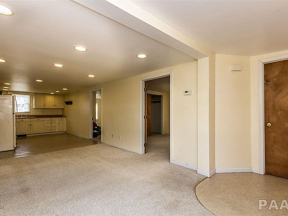 4th image of 4110 N Dayton Ave