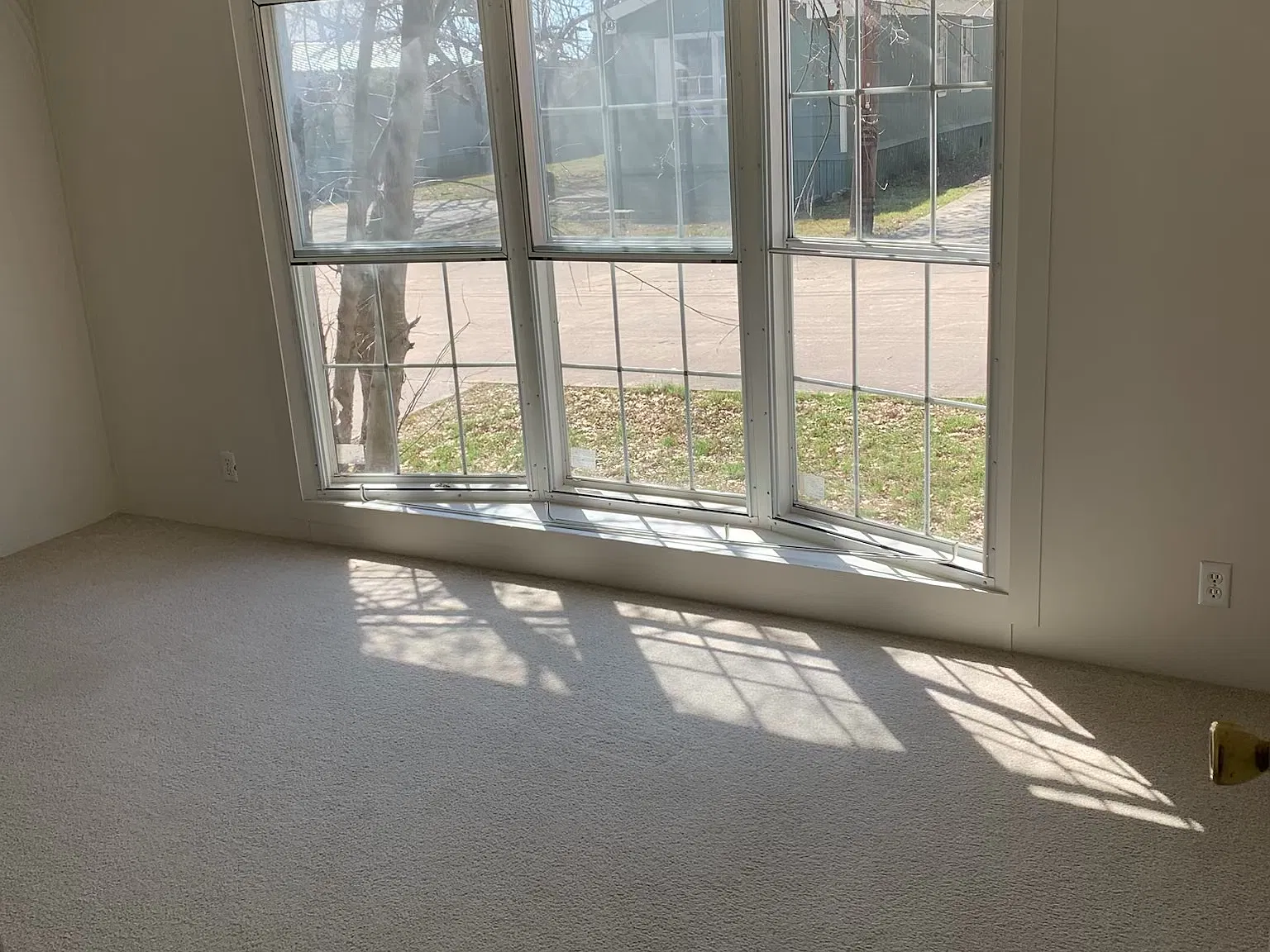 2 bed, 900 sqft, $1,200 — Photo 3