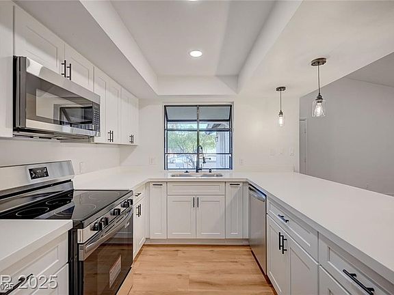 2nd image of 8412 Mulcahy Ave