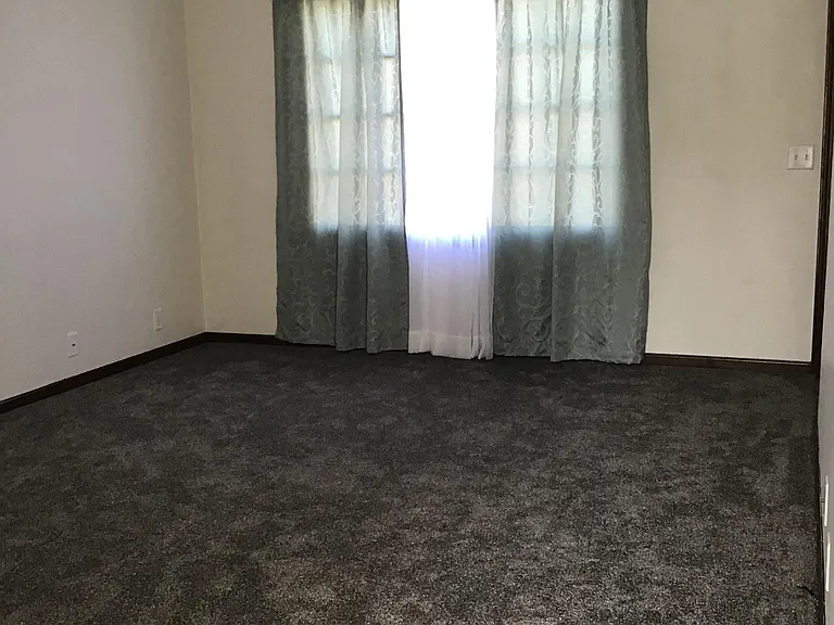 1132 E Ash St #A — Photo 6
