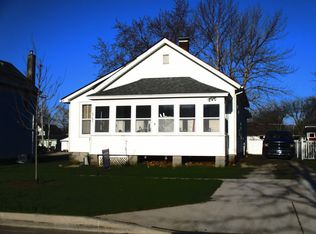 319 N Melvin St, Gibson City, IL 60936