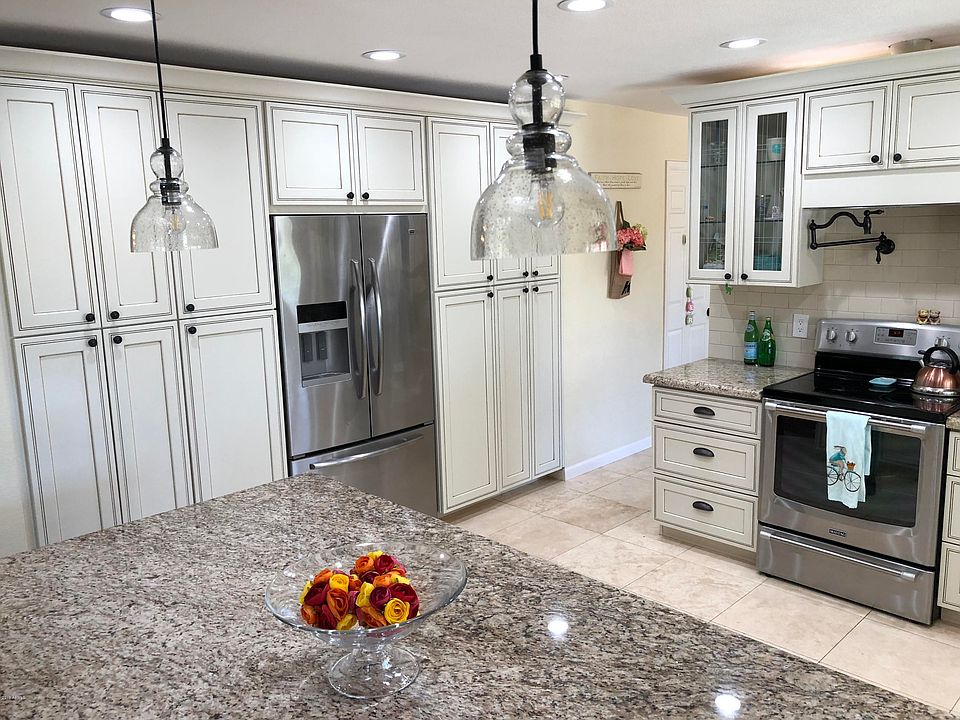 2nd image of 2232 S Catarina Cir