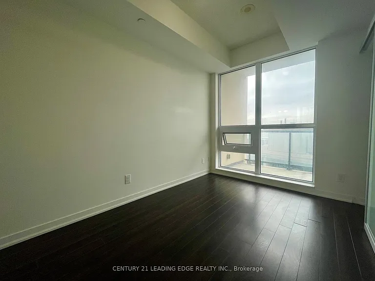 51 E Liberty St #2201 — Photo 9