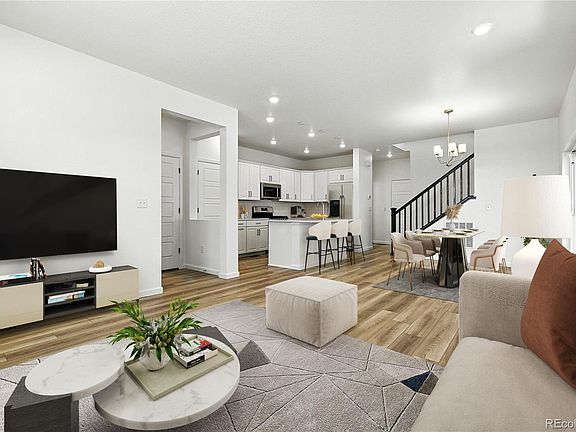 7th image of this home