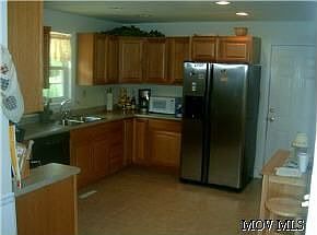 2nd image of 1702 Forest Hills Dr