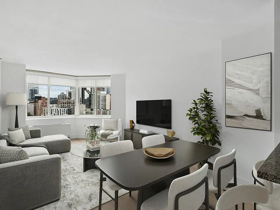 420 W 42nd St #18G