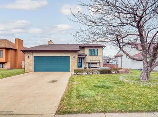 3037 24th Ave S, Fargo, ND 58103