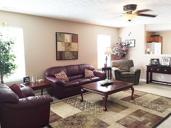 4th image of 338 Chapelhill Dr