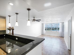 1351 NE Miami Gardens Dr APT 1204E, Miami, FL 33179