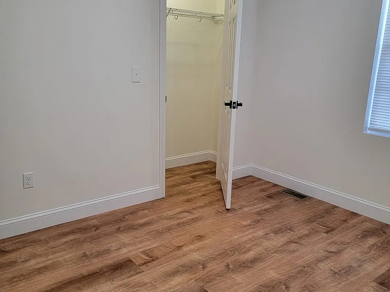 255 Ohio Ave #2 — Photo 9