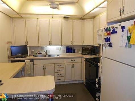 1st image of 4024 Ventnor Dr #H
