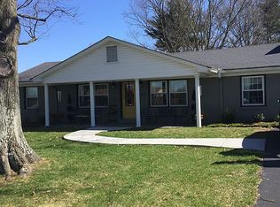 104 Ivy Ln, Shelbyville, KY 40065