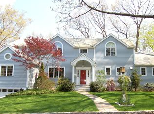 27 Harbor Terrace Dr, Rye, NY 10580