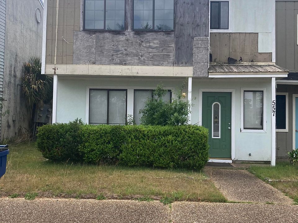 1st image of 557 Palermo Rd