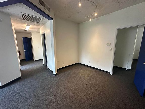 4th image of 2428 W Sylvania Ave #2