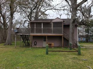 2106 S Columbia Dr #B, West Columbia, TX 77486