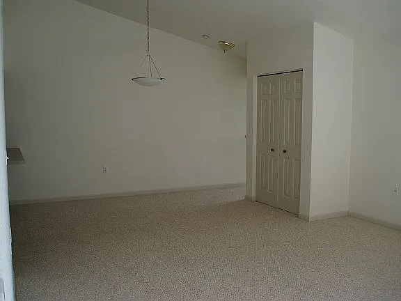 811 S Irish Rd #6 — Photo 5