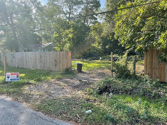 5th image of 7132 Carothers St