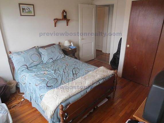 1st image of 1626 Commonwealth Ave #118