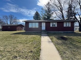 1501 E 5th St, Sterling, IL 61081