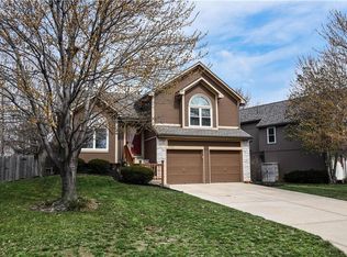 21316 W 57th St, Shawnee, KS 66218