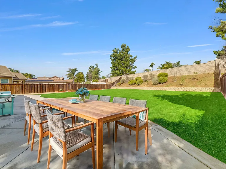 35452 Corte Los Robles — Photo 29