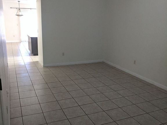 4th image of 5731 E Camino De Las Iguanas