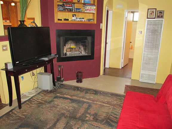 3rd image of 3738 33rd St APT 1