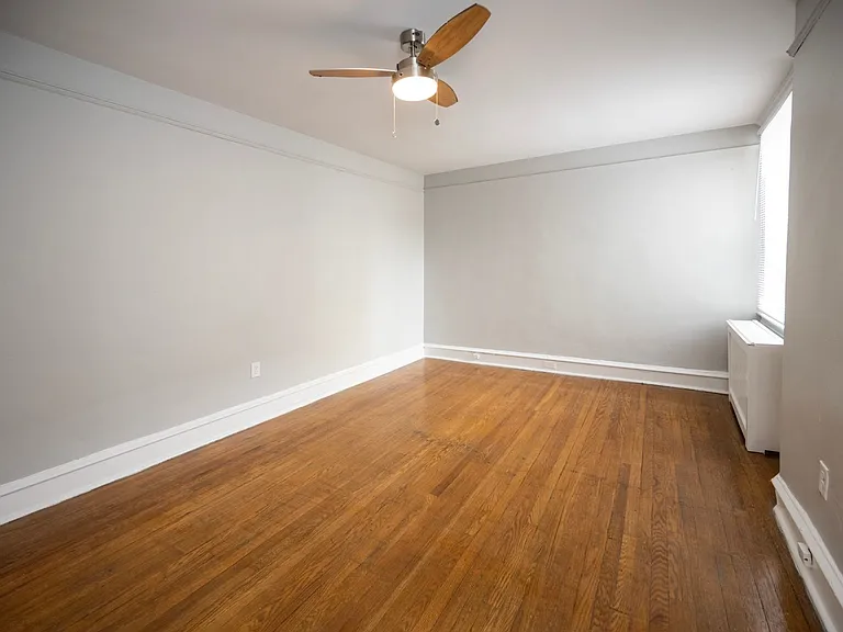 Upsal Gardens Apartments- Beautiful historical building with breathtaking charm! — Photo 60