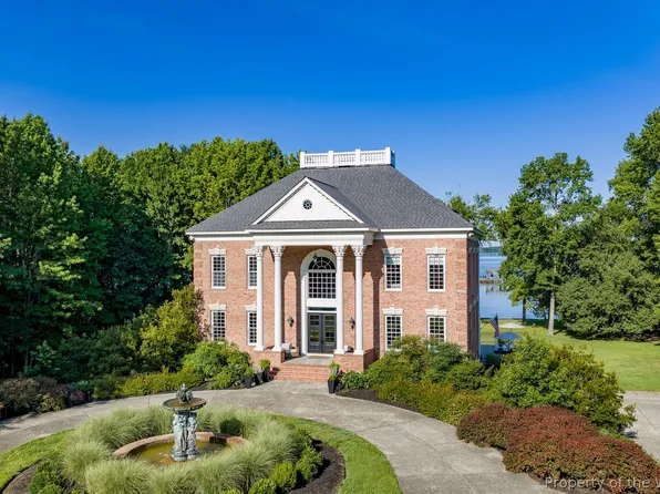3528 Barretts Ferry Dr, Williamsburg, VA 23185