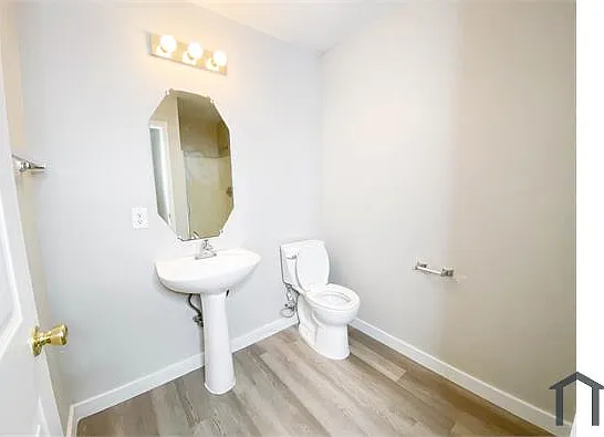 2708 Clemson Cir #B — Photo 9